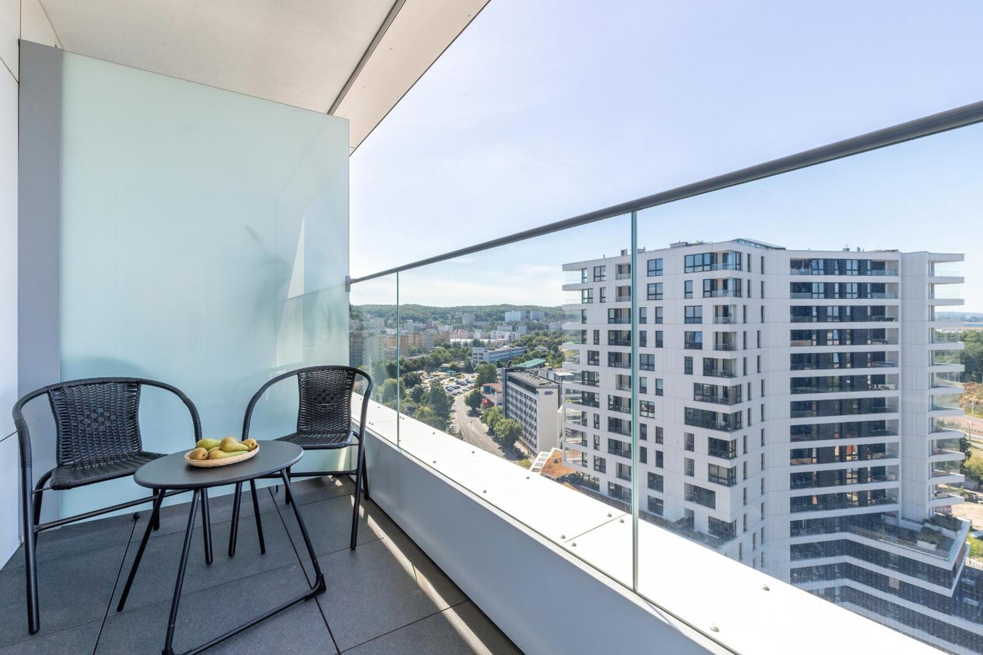 Apartament Na 15 Pietrze Z Widokiem Na Zatoke W Gdyni I Parkingiem By Noclegi Renters Gdynia Buitenkant foto
